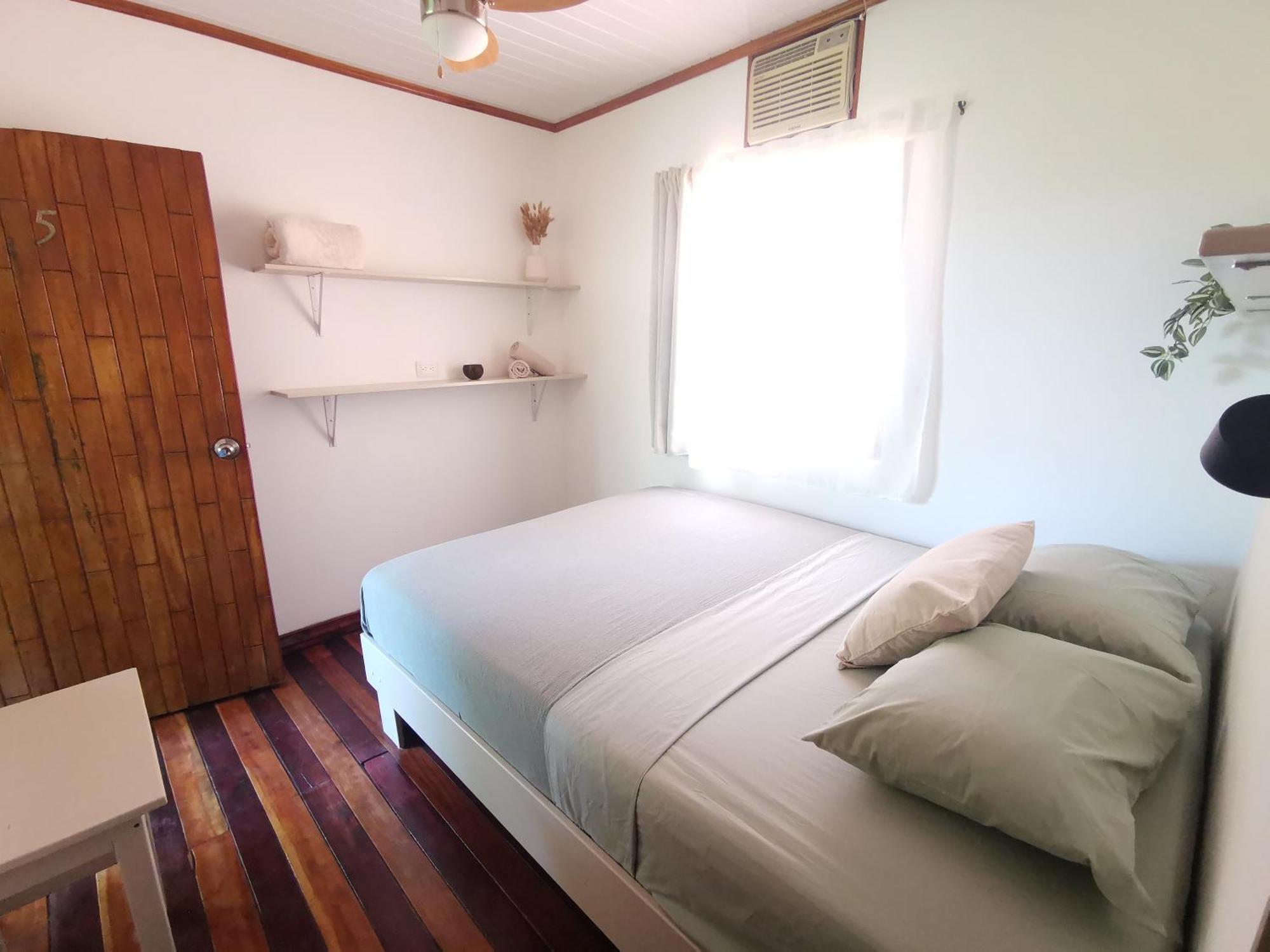 Casa Oh - Oceanview Guesthouse Uvita Exterior photo