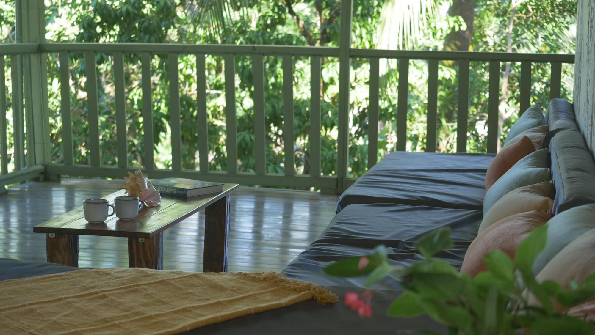 Casa Oh - Oceanview Guesthouse Uvita Exterior photo